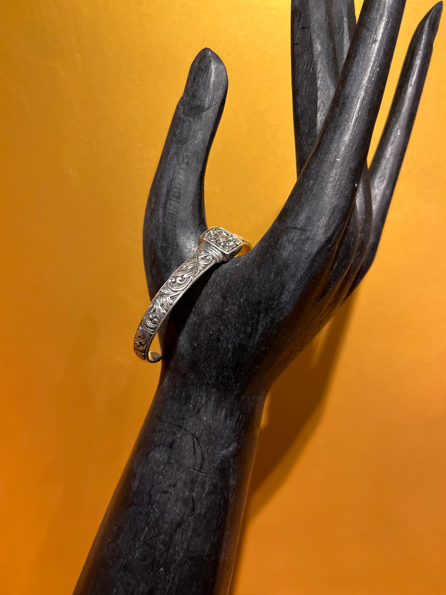 Black Lotus - Borobudur Bracelets Premium Silver 925