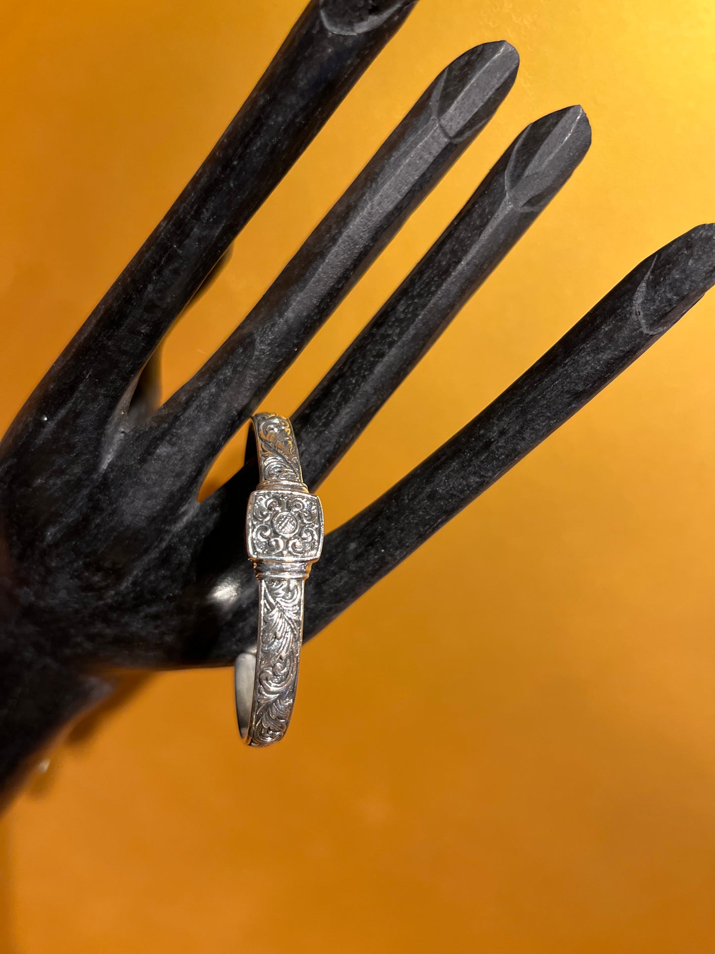 Black Lotus - Borobudur Bracelets Premium Silver 925