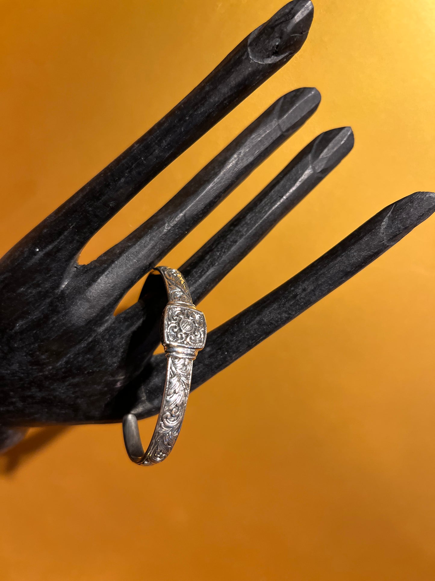 Black Lotus - Borobudur Bracelets Premium Silver 925