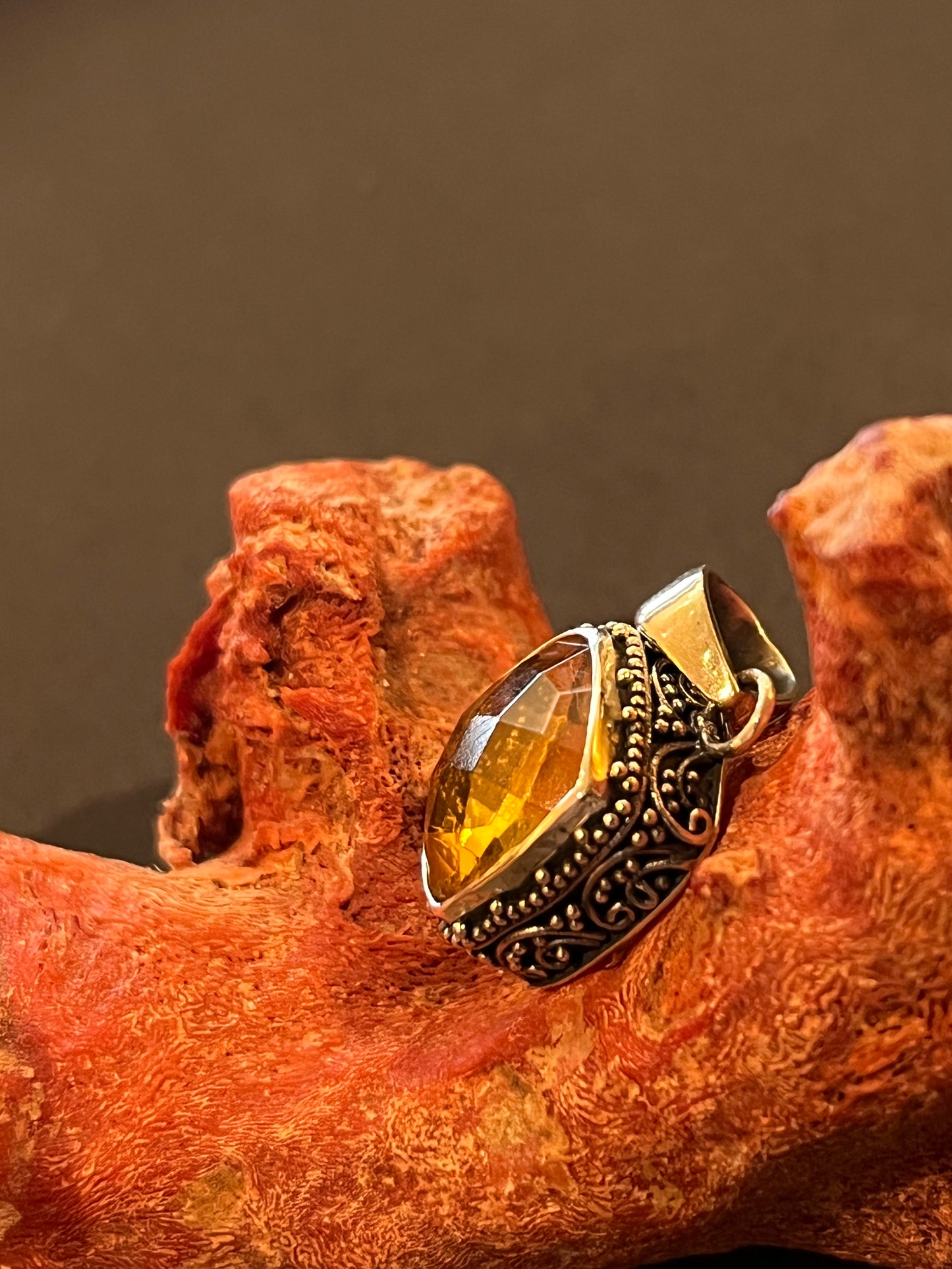 Black Lotus - Citrine Square Pendant Premium Silver 925
