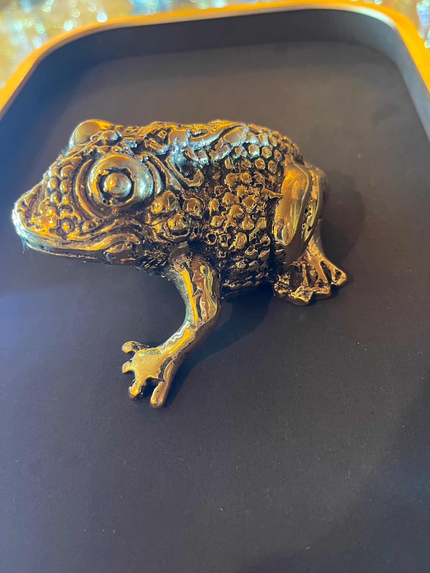 Black Lotus - Brass Frog Spotty