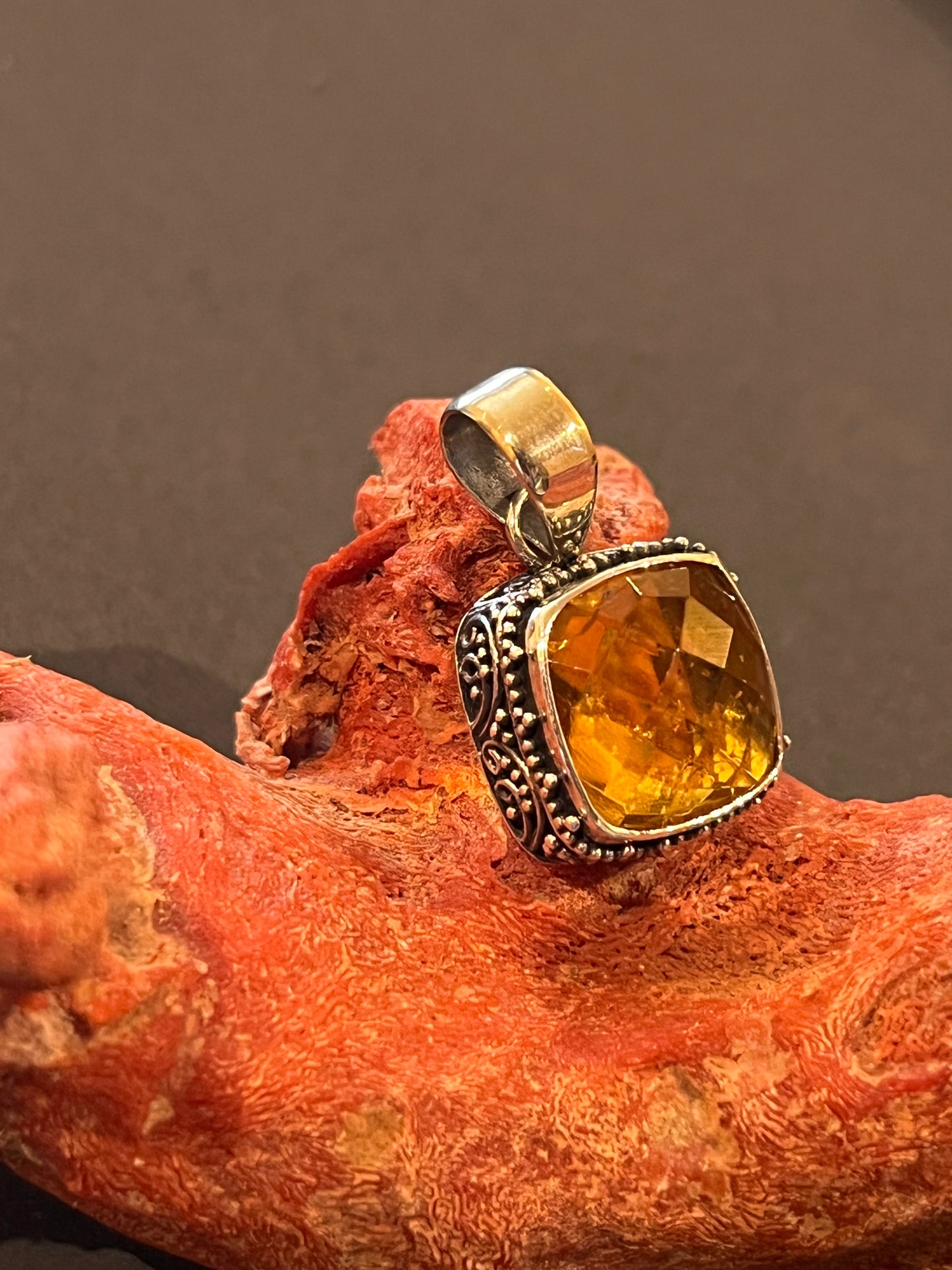 Black Lotus - Citrine Square Pendant Premium Silver 925