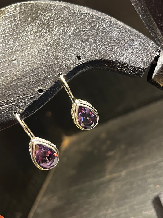 Black Lotus - Ame Eye Earring Premium Silver 92