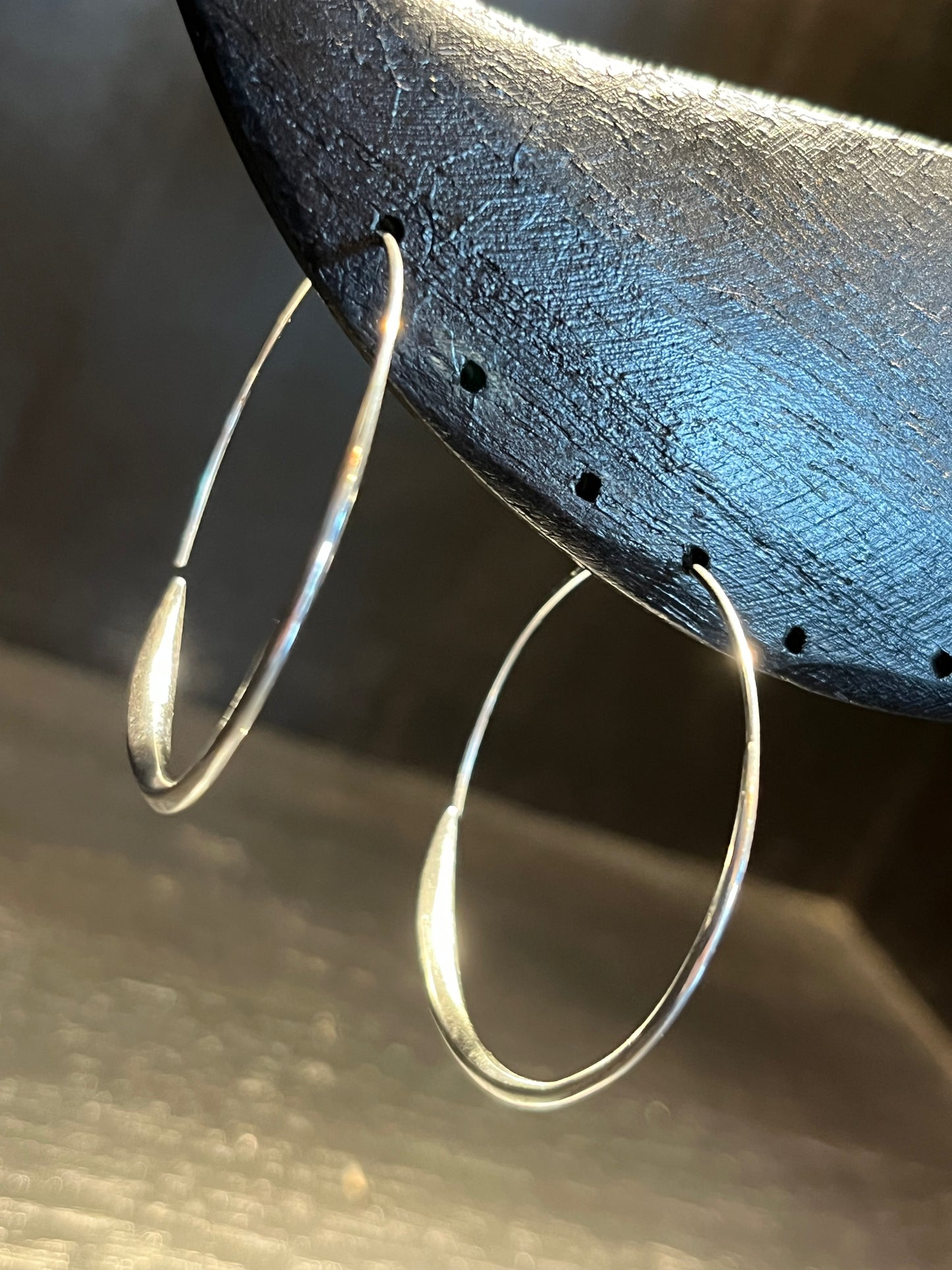 Boucles d'oreilles Black Lotus - Eye Aurora en argent 925 de qualité supérieure